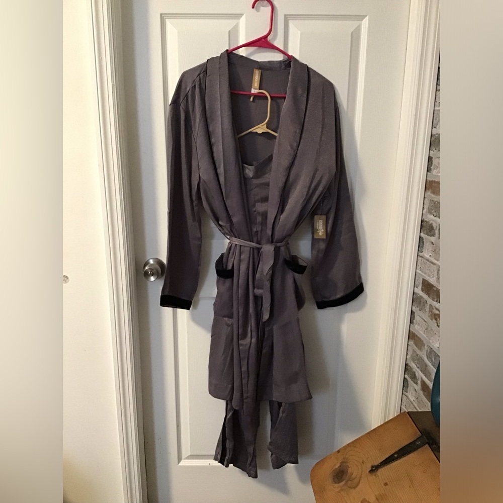 NWT! Cosmopolitan Gray Satin Lounge Set